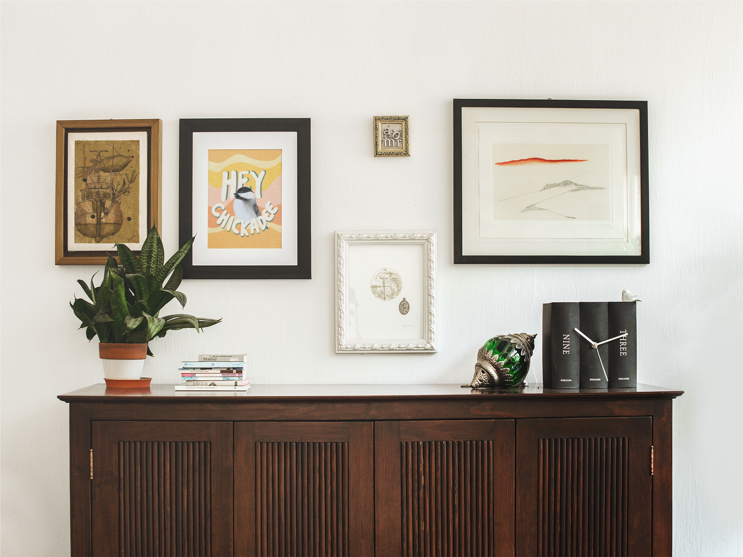 Hey Chickadee Art Print – Punny Bird Lover Wall Décor | Acorn & Artisan