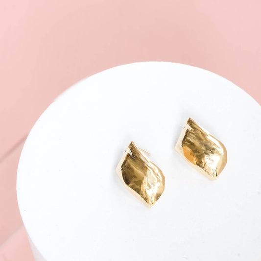 Lateral Luster Earrings